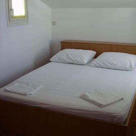 Cosmic Gate Apartments (Adults Only) Новалья Экстерьер фото